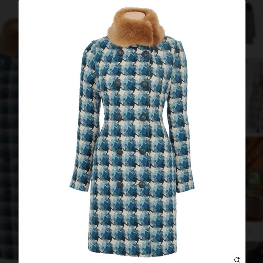 Statement Houndstooth Coat with Faux Fur Collar